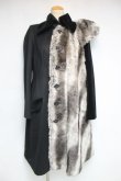 画像1: 【SALE】【3%OFF】Vintage ファー切替ロングコート ヴィヴィアンウエストウッド 中古   20-02-02-012h-1-co-VW-OD-ZT-C001 (1)