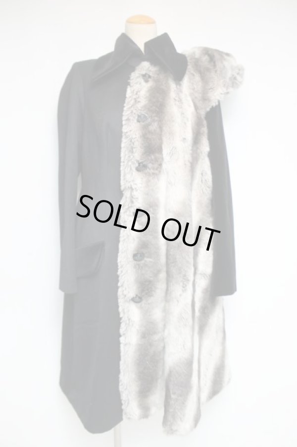 画像1: 【SALE】【3%OFF】Vintage ファー切替ロングコート ヴィヴィアンウエストウッド 中古   20-02-02-012h-1-co-VW-OD-ZT-C001 (1)