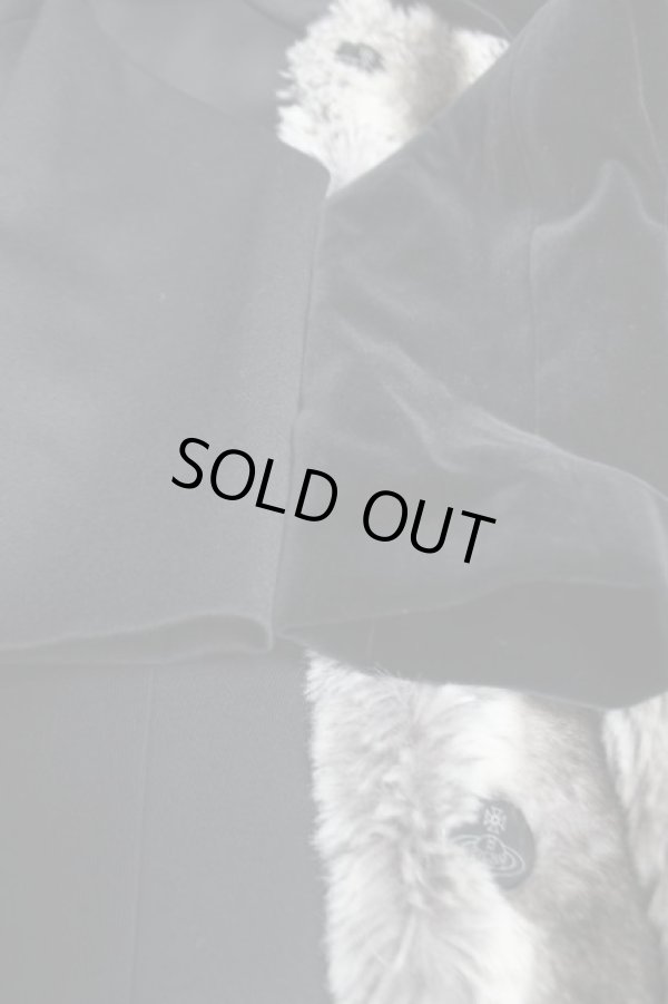 画像9: 【SALE】【3%OFF】Vintage ファー切替ロングコート ヴィヴィアンウエストウッド 中古   20-02-02-012h-1-co-VW-OD-ZT-C001 (9)