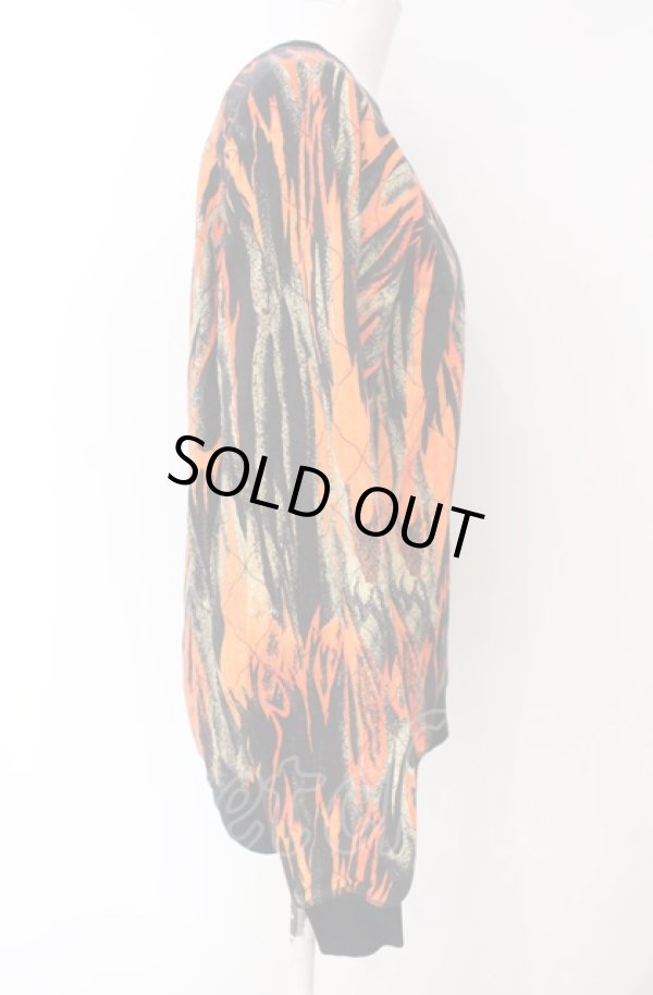 画像2: ヴィヴィアンウエストウッド 中古 / Raglan Flame Sweat スウェット  ブラック×オレンジ系  O-25-08-03-024-to-IG-ZH (2)