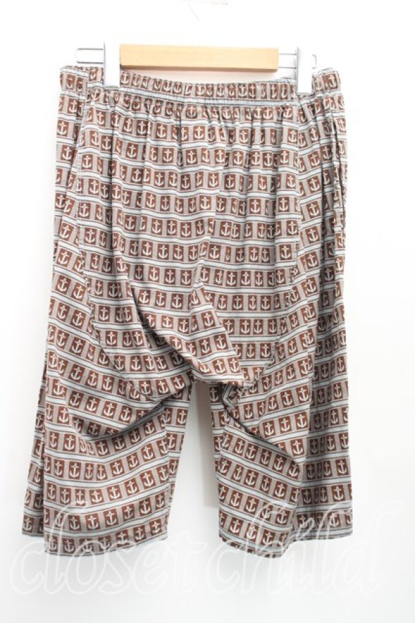 画像2: 【SALE】【30%OFF】アンカー総柄ハーフパンツ ヴィヴィアンウエストウッド 中古   H-23-09-03-117-pa-IN-ZH (2)