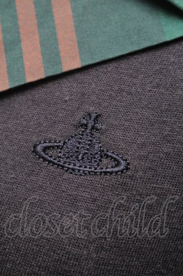 画像3: ヴィヴィアンウエストウッド 中古 / 単色オーブ刺繍&チェック襟ポロカットソー 2 紺  S-25-07-13-020-to-SZ-ZY (3)