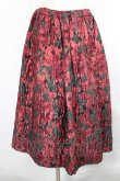 画像1: COMME des GARCONS / ラメフラワー総柄スカート  黒Ｘ赤 I-26-07-29-028-sk-SA-ZI (1)