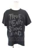 画像1: COMME des GARCONS / ラメ英字プリントＴシャツ L 黒 I-26-07-29-007-to-SA-ZI (1)
