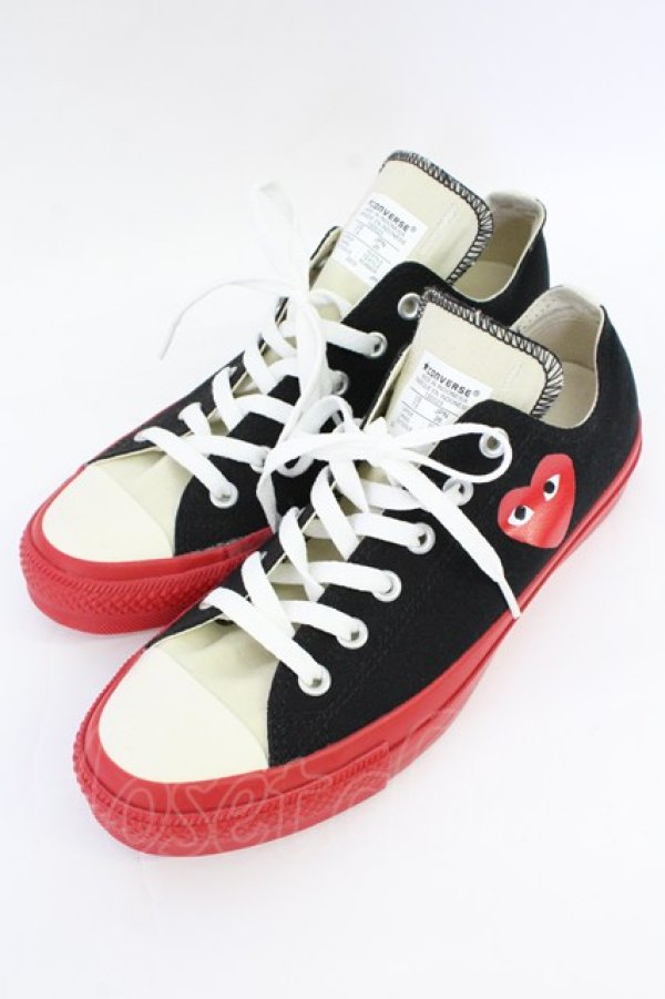 画像1: COMME des GARCONS / Ｃｈｕｃｋ　Ｔａｙｌｏｒ　Ｌｏｗ　スニーカー 26cm ブラックｘレッド T-26-09-04-013-sh-IN-ZT (1)