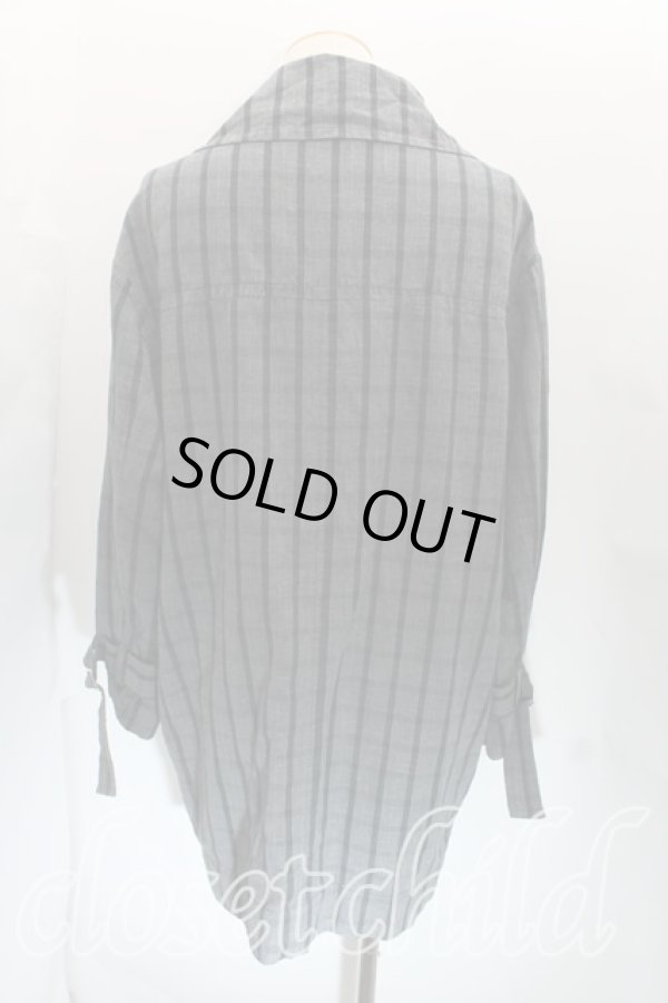 画像2: ヴィヴィアンウエストウッド MAN 中古 / チェックロングジャケット FREE 灰  H-24-06-02-087-co-IN-ZH (2)