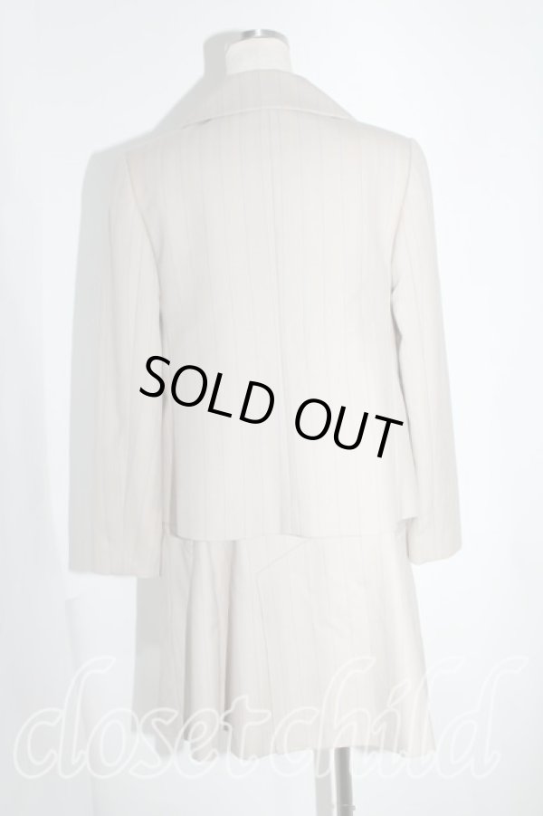 画像2: ヴィヴィアンウエストウッド 中古 / プリンセスセットアップ 2 ベージュ  H-24-07-21-037-su-OD-ZH (2)