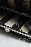 画像5: ヴィヴィアンウエストウッド 中古 / オーブステッチガマ口折リ財布  黒  H-25-05-18-005-wa-IN-ZH (5)