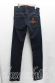 画像2: ヴィヴィアンウエストウッド MAN 中古 / オーブ刺繍デニム 42(メンズXS相当) インディゴ  H-25-07-27-017-pa-IN-ZH (2)