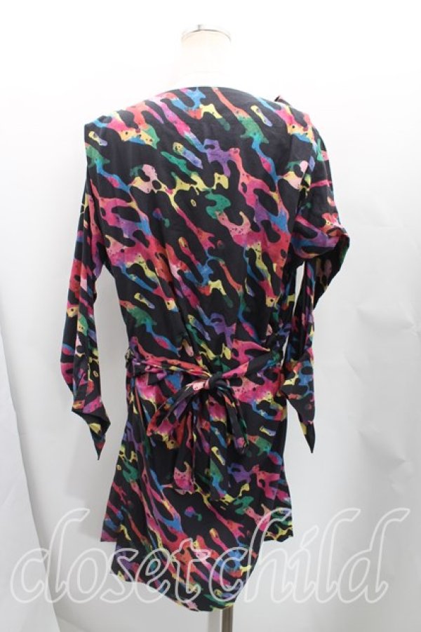 画像2: ヴィヴィアンウエストウッド 中古 / 総柄ワンピース 2（9号） 黒×マルチ  H-25-08-24-002-op-IN-ZH (2)