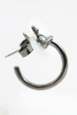 画像2: ヴィヴィアンウエストウッド 中古 / VERAシングルフープピアス  ガンメタ  H-25-08-31-042-er-OD-ZH (2)
