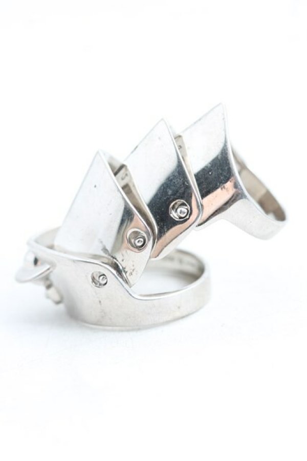 ヴィヴィアンウエストウッド　アーマーリングXL Amazon.co.jp: ヴィヴィアンウエストウッド Vivienne Westwood