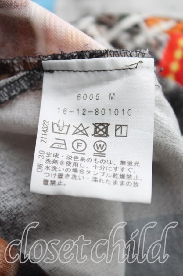 画像4: ヴィヴィアンウエストウッド 中古 / バタシーギャザーカットソー 00（ワンサイズ） マルチ  H-25-08-31-016-to-OD-ZH (4)