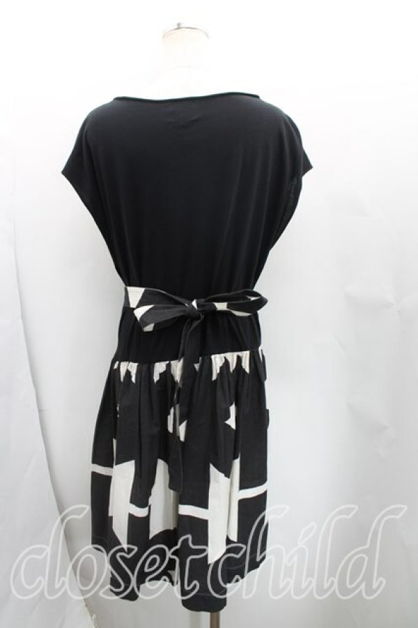 画像2: ANGLOMANIA 中古 / ハートptワンピース 38/44（S） 黒  H-25-09-07-027-op-OD-ZH (2)