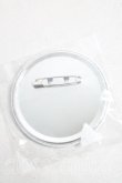 画像2: ヴィヴィアンウエストウッド 中古 / 缶バッジ（大）  白  H-25-09-28-089-gd-IN-ZH (2)