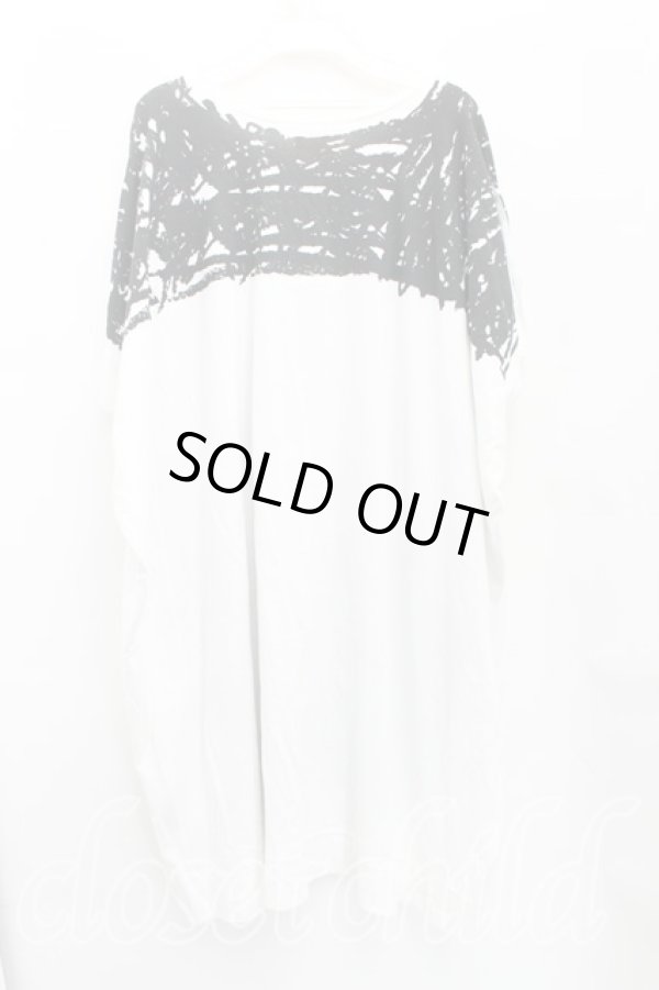 画像2: ヴィヴィアンウエストウッド 中古 / メッセージptスクエアBIGTシャツ 2（9号） 白  H-25-10-05-040-to-IN-ZH (2)