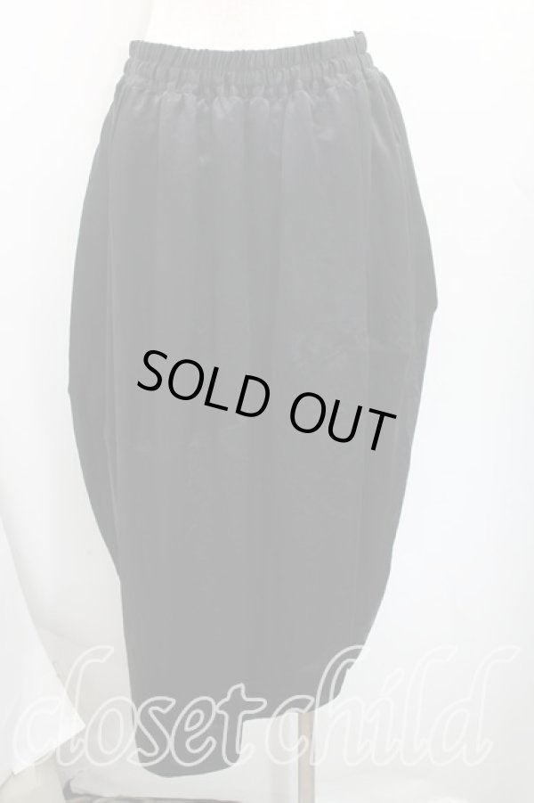 画像2: ヴィヴィアンウエストウッド 中古 / サテンスカート 00（ワンサイズ） 黒  H-25-10-12-013-sk-OD-ZH (2)