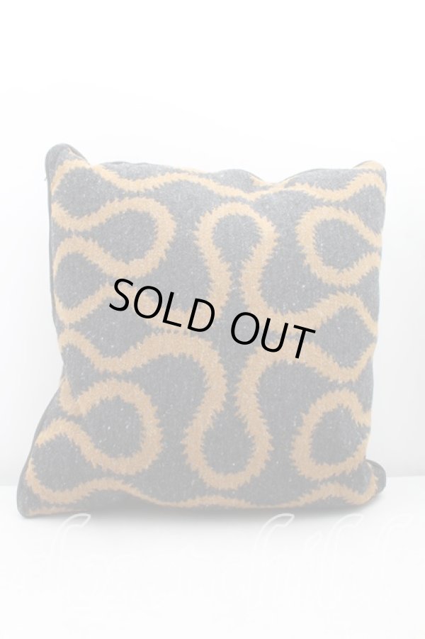 画像2: ヴィヴィアンウエストウッド 中古 / スクイグルクッション  黒  H-25-10-12-126-gd-OD-ZH (2)