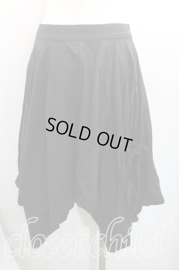 画像2: ヴィヴィアンウエストウッド 中古 / イレギュラースカート 2(9号相当) 黒  H-25-10-26-014-sk-IN-ZH (2)