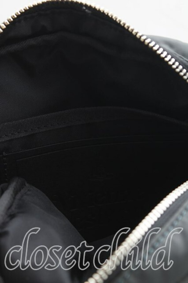 画像5: ヴィヴィアンウエストウッド 中古 / エナメルオーブナイロンショルダーバッグ  黒  H-25-11-02-040-ba-IN-ZH (5)