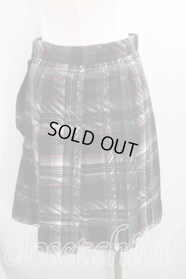 画像2: ヴィヴィアンウエストウッド 中古 / クレヨンチェックプリーツスカート 42（11号相当） 黒  H-25-11-30-019-sk-OD-ZH (2)