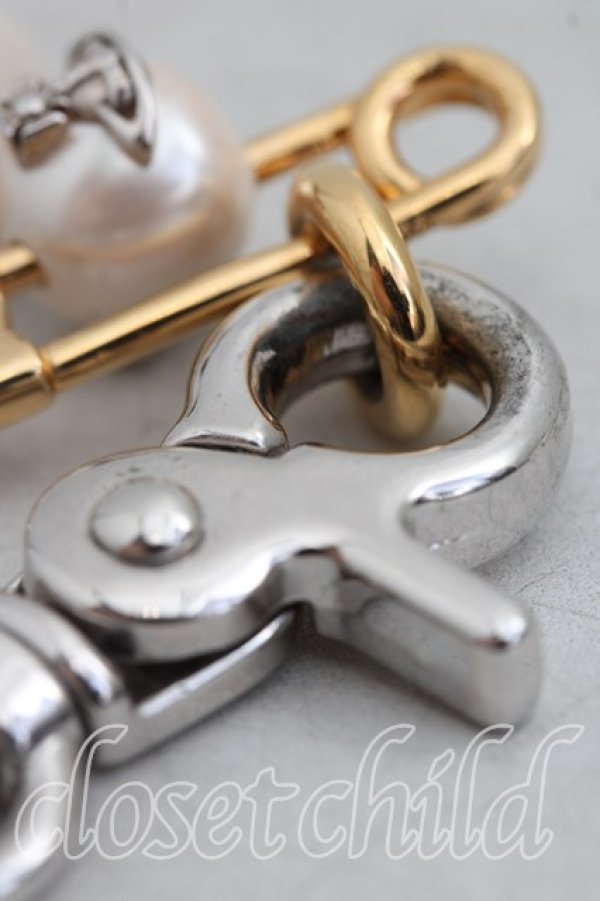 画像4: ヴィヴィアンウエストウッド 中古 / Claudeセーフティパールブレスレット  シルバーｘパール  H-25-12-28-094-ac-OD-ZH (4)