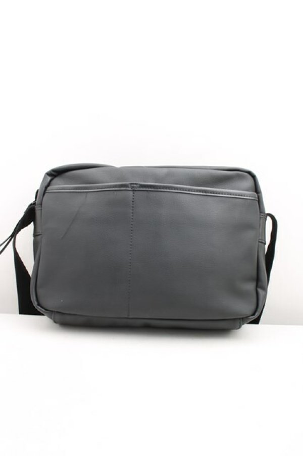 画像2: ヴィヴィアンウエストウッド 中古 / ORBプレート メンズショルダーバッグ  黒  H-25-12-28-109-ba-OD-ZH (2)