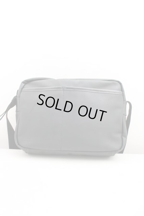 画像2: ヴィヴィアンウエストウッド 中古 / ORBプレート メンズショルダーバッグ  黒  H-25-12-28-109-ba-OD-ZH (2)