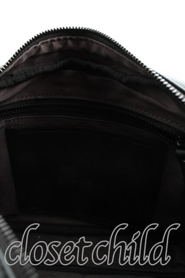 画像4: ヴィヴィアンウエストウッド 中古 / ORBプレート メンズショルダーバッグ  黒  H-25-12-28-109-ba-OD-ZH (4)