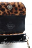 画像4: ヴィヴィアンウエストウッド 中古 / LEOPARD THIN LINE ORB PHONE BAG  茶  H-26-01-11-123-gd-IN-ZH (4)