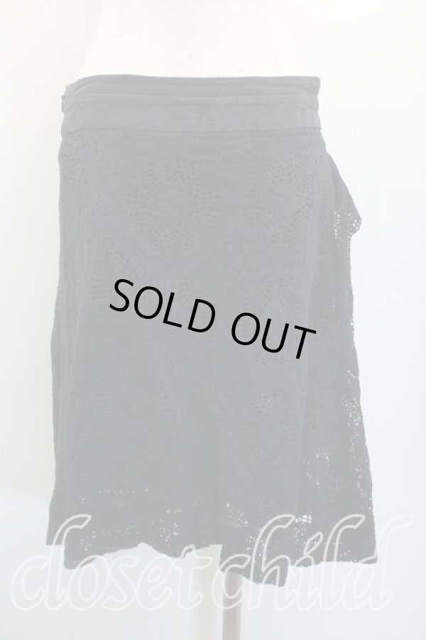 画像2: ヴィヴィアンウエストウッド 中古 / 総レーススカート 3(11号相当) 黒  H-26-02-01-022-sk-IN-ZH (2)