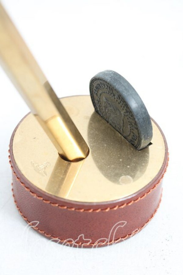 画像2: ヴィヴィアンウエストウッド 中古 / BRASS COINペンスタンド（ペン・消シゴム付キ）   H-26-02-01-075-gd-OD-ZH (2)