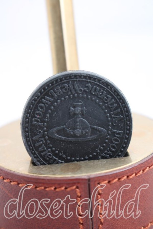 画像3: ヴィヴィアンウエストウッド 中古 / BRASS COINペンスタンド（ペン・消シゴム付キ）   H-26-02-01-075-gd-OD-ZH (3)