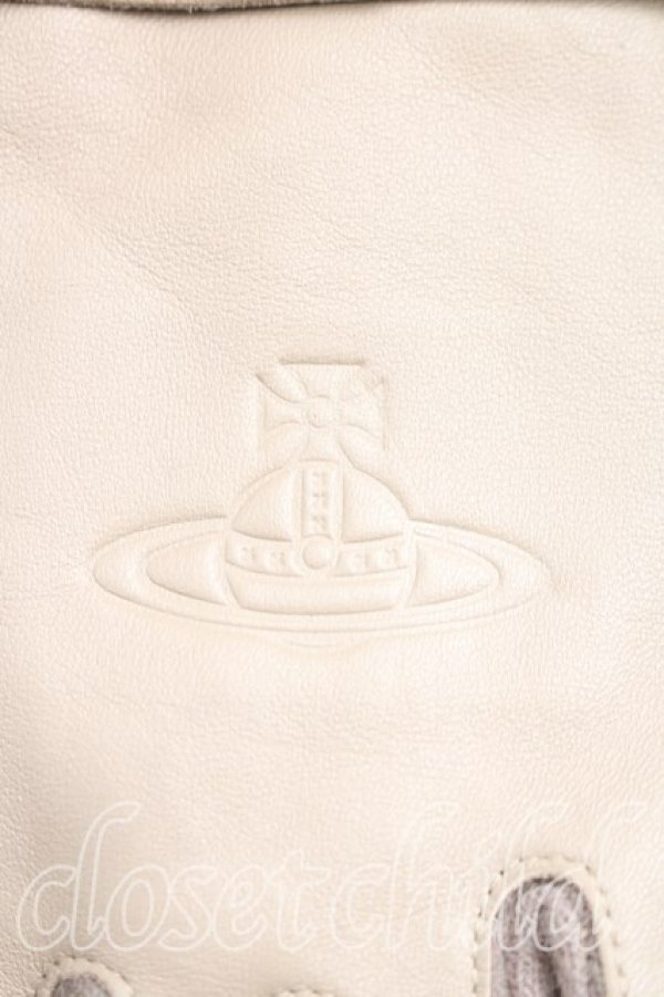 画像2: ヴィヴィアンウエストウッド 中古 / オーブ型押シ手袋  ベージュ  H-26-02-01-086-gd-OD-ZH (2)