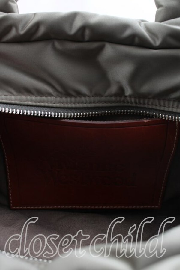 画像4: ヴィヴィアンウエストウッド 中古 / アイダーダウン トートバッグ  カーキ  H-26-02-08-055-ba-OD-ZH (4)