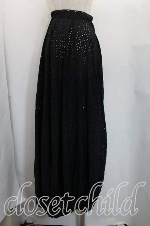 画像2: ANGLOMANIA 中古 / カット＆スラッシュロングスカート 38（M相当） 黒  H-26-02-15-049-sk-OD-ZH (2)