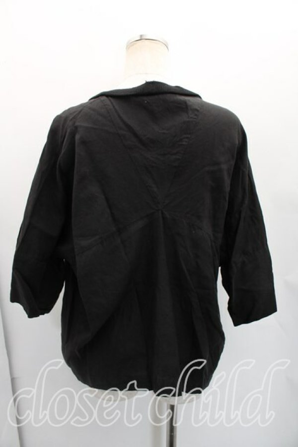 画像2: ヴィヴィアンウエストウッド 中古 / 単色オーブ刺繍ドルマンカットソー 2（9号相当） 黒  H-26-02-15-060-to-OD-ZH (2)