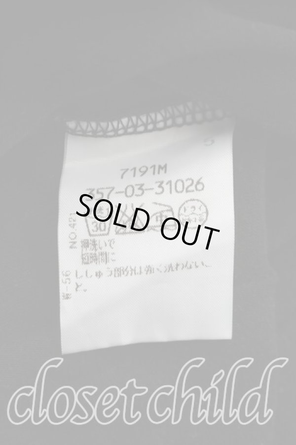 画像4: ヴィヴィアンウエストウッド 中古 / 単色オーブ刺繍カットソー 2（9号相当） 黒  H-26-02-15-070-to-OD-ZH (4)