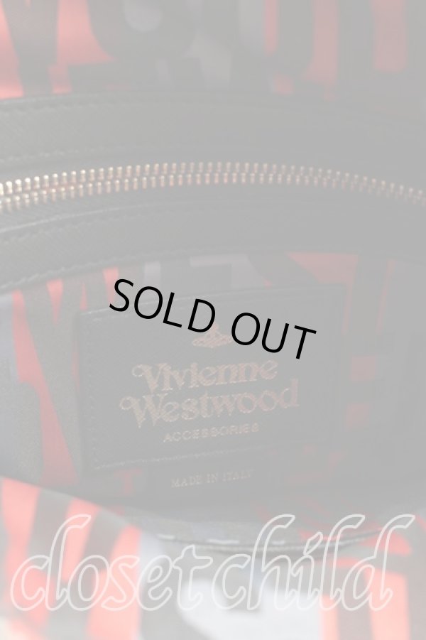 画像4: ヴィヴィアンウエストウッド 中古 / ロゴマニアショルダーバッグ  黒  H-26-02-15-074-ba-OD-ZH (4)