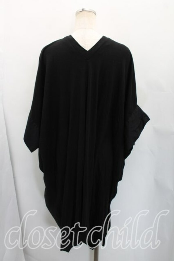 画像2: ANGLOMANIA 中古 / Vネックカットソーワンピ 38（M相当） 黒  H-26-02-15-014-op-OD-ZH (2)