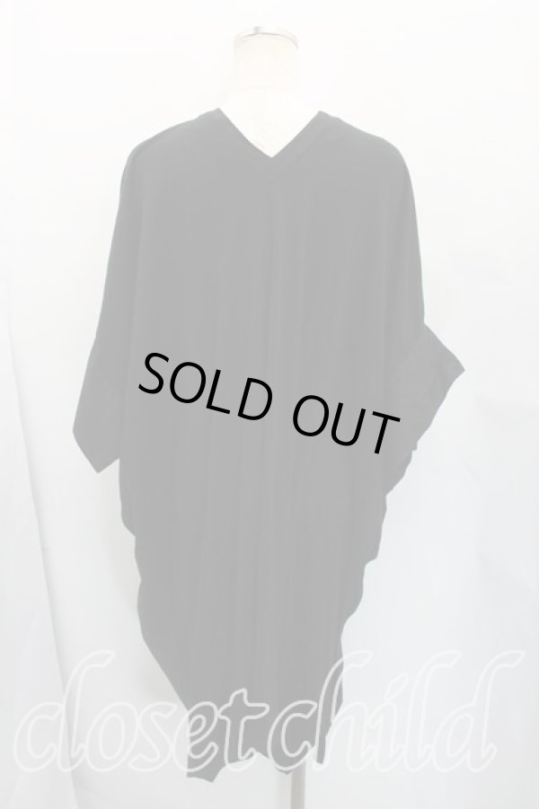 画像2: ANGLOMANIA 中古 / Vネックカットソーワンピ 38（M相当） 黒  H-26-02-15-014-op-OD-ZH (2)