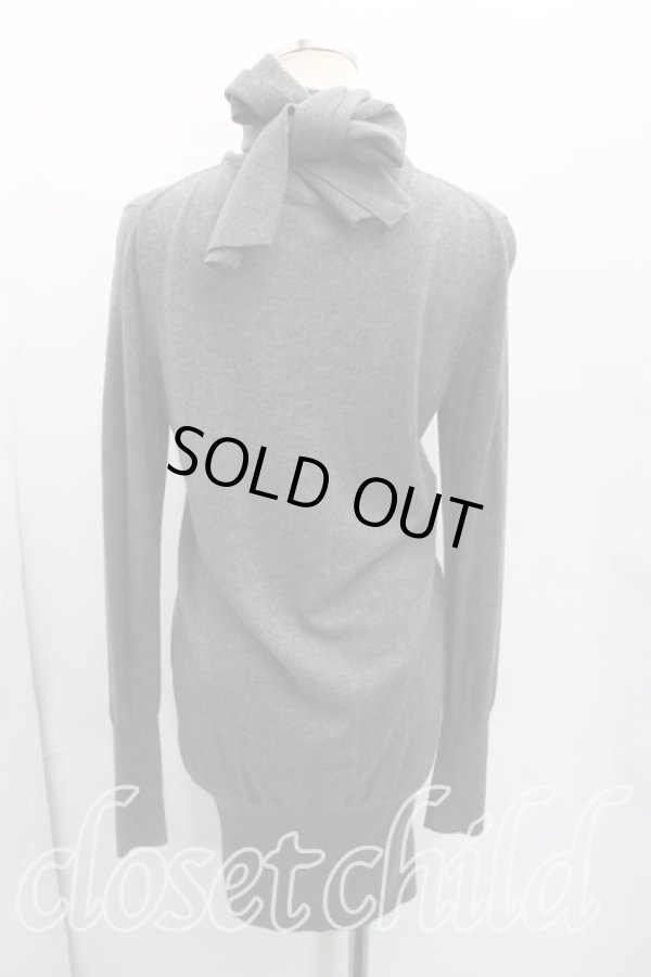 画像2: ヴィヴィアンウエストウッド 中古 / 単色オーブ刺繍タイフロントニット 2（9号相当） 灰  H-26-02-22-047-to-OD-ZH (2)