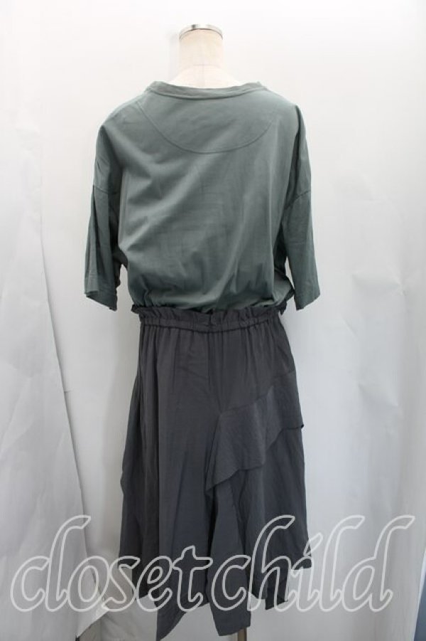画像2: ヴィヴィアンウエストウッド 中古 / 針抜キフライスエイリアンスリーブドレス 00（ワンサイズ） カーキ  H-26-02-22-009-op-OD-ZH (2)