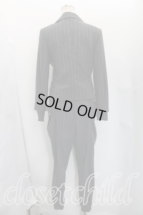 画像2: ヴィヴィアンウエストウッド 中古 / ストライプセットアップ 2（9号相当） 灰  H-26-03-01-064-su-OD-ZH (2)