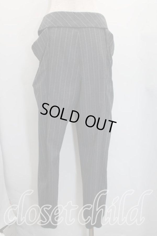 画像4: ヴィヴィアンウエストウッド 中古 / ストライプセットアップ 2（9号相当） 灰  H-26-03-01-064-su-OD-ZH (4)