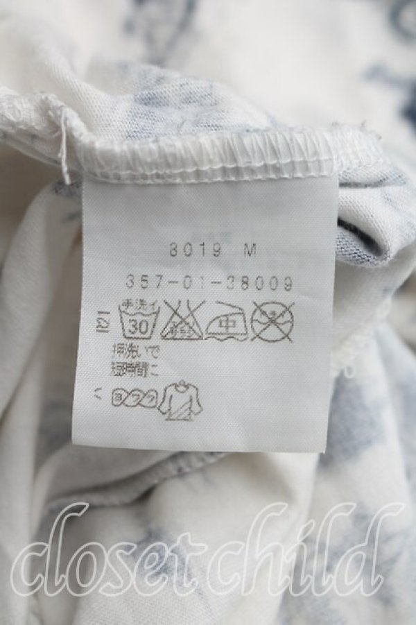 画像4: ヴィヴィアンウエストウッド 中古 / トワレ柄Tシャツ 1（7号相当） 白  H-26-03-29-034-ts-OD-ZH (4)