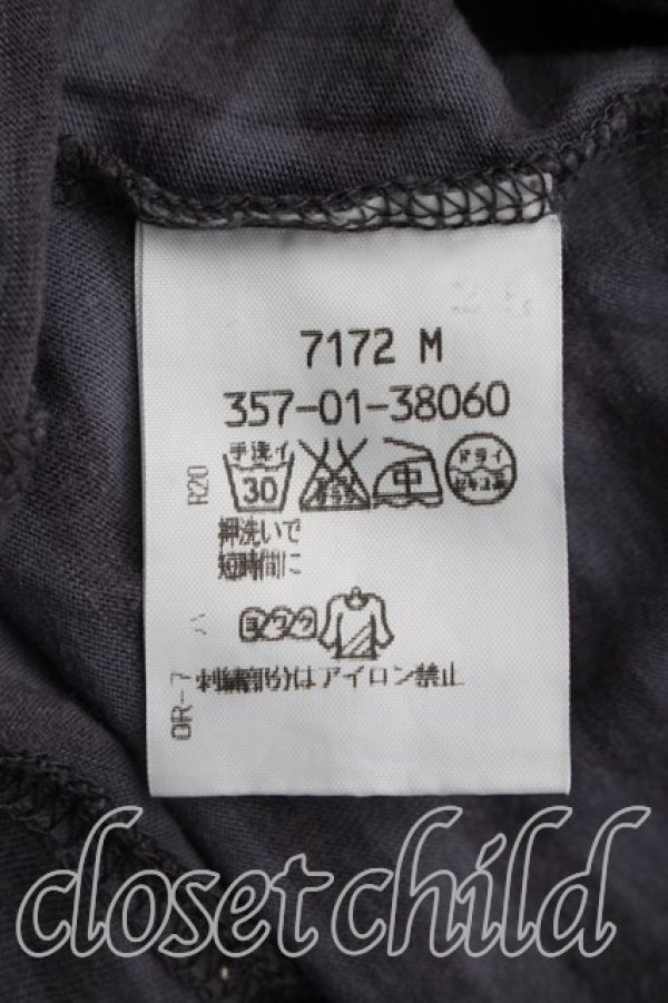 画像4: ヴィヴィアンウエストウッド 中古 / 単色オーブ刺繍ボーダースクエアカットソー 3（11号相当） 灰  H-26-03-29-053-to-OD-ZH (4)