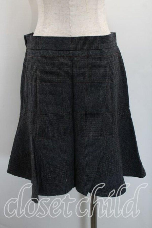 画像2: ヴィヴィアンウエストウッド 中古 / グレンチェックフレアスカート 3（11号相当） 灰  H-26-03-29-063-sk-OD-ZH (2)