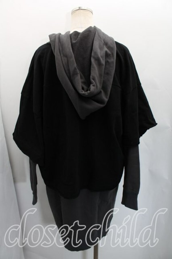 画像2: ヴィヴィアンウエストウッド 中古 / 3Dラインオーブ刺繍レイヤードパーカー 00（ワンサイズ） 黒  H-26-04-05-009-op-OD-ZH (2)