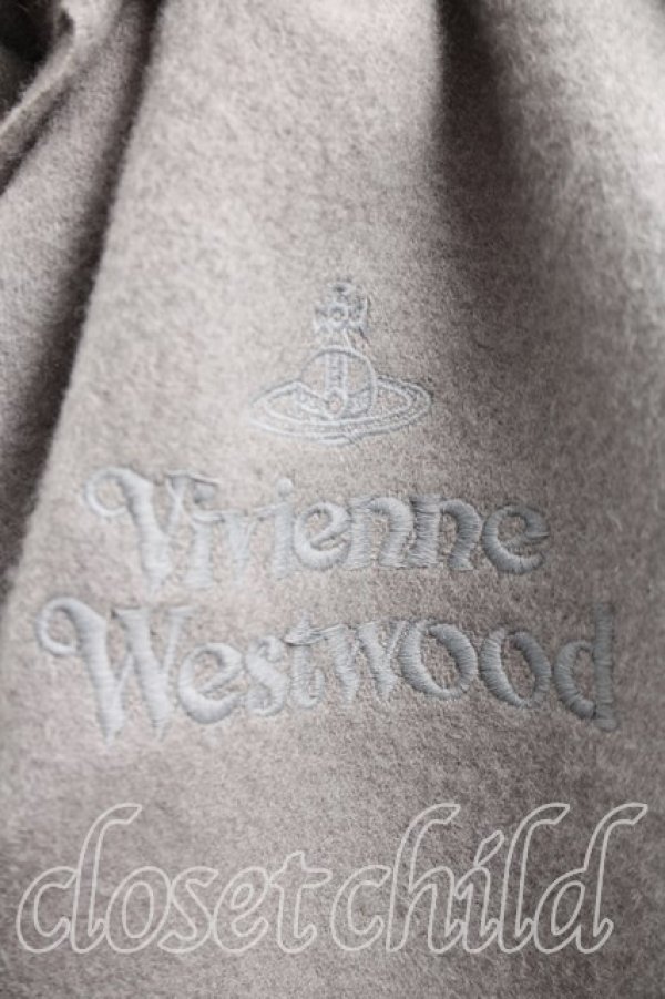 画像2: ヴィヴィアンウエストウッド 中古 / ロゴ刺繍マフラー  灰  H-26-04-12-042-gd-OD-ZH (2)